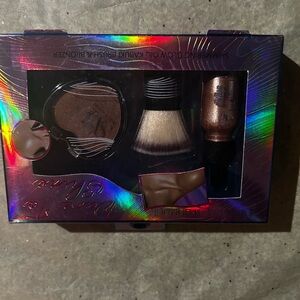 Smoke and mirrors dare to shine